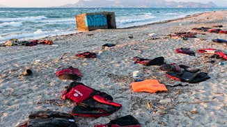 Πύλος | Απολογούνται σήμερα οι 9 συλληφθέντες για το πολύνεκρο ναυάγιο - Στους 81 οι νεκροί