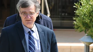 Σωτήρης Τσιόδρας | Η σπάνια εμφάνισή του με τη συζύγό του, Μίνα, στην Επίδαυρο