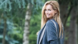 Η αειθαλής γοητεία της 51χρονης Adriana Sklenarikova | Η συγκλονιστική εμφάνισή της στις Κάννες