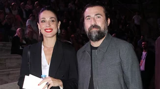 Ιωάννα Τριανταφυλλίδου-Κίμων Κουρής | Σπάνια κοινή εμφάνιση του ζευγαριού στην εκκλησία