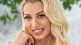 Η Κωνσταντίνα Σπυροπούλου πήγε στην εκκλησία με τον γιο της, Βλάσση, για την πρώτη του κοινωνία