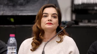 Γωγώ Μπρέμπου | "Δεν καταλαβαίνω γιατί κάποιος προβληματίζεται με τη σεξουαλική ταυτότητα κάποιου..."