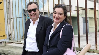 Ο Χρήστος Χωμενίδης και η Γωγώ Μπρέμπου σε μία σπάνια δημόσια εμφάνιση στο Ηρώδειο