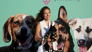 Εριέττα Κούρκουλου - Λάτση| Ποζάρει με μαγιό σε προχωρημένη εγκυμοσύνη