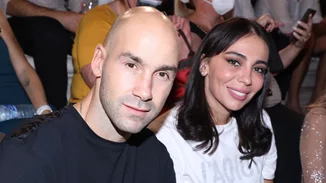 Ολυμπία Χοψονίδου - Βασίλης Σπανούλης | Ποζάρουν με τα 6 τους παιδιά σε μία υπέροχη, οικογενειακή φωτογραφία