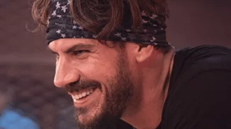 Celebrity News | Η πρώην του Βασάλου στο GNTM, το σπίτι του Love Island και οι δηλώσεις Πετρετζίκη για την κόρη του