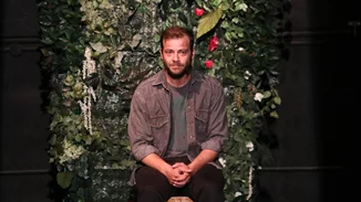 Ορέστης Τζιόβας | "Είπα ότι είμαι bisexual γιατί σκοπός μου ήταν να βάλω ένα λιθαράκι στην προοδευτικότητα της κοινωνίας"