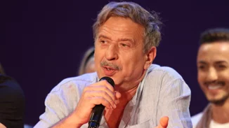 Ο Δημήτρης Κόκλας σε μία σπάνια δημόσια εμφάνιση με τον πατέρα του, Κώστα Κόκλα | Η απίστευτη ομοιότητά τους και η γλυκιά φωτογραφία