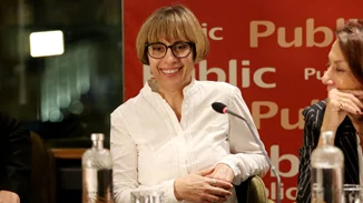 Βίκυ Βολιώτη | "Από την αρχή έχω πει στην κόρη μου πως η βιολογική της μητέρα είναι άλλη..."