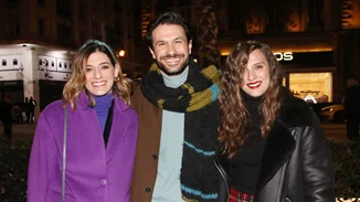 Χριστίνα Χειλά Φαμέλη-Γεωργία Κρασσά | Εντυπωσίασαν με τα looks τους σε θεατρική πρεμιέρα