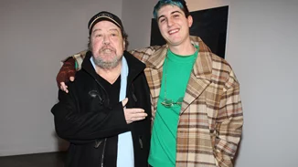 Ο Γιάννης Πάριος συγκινείται βλέποντας τον Good Job Nicky στη σκηνή | Βίντεο