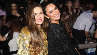 Άννα και Τέα Πρέλεβιτς | Μας συστήνουν την πανέμορφη μητέρα τους μέσα από μία υπέροχη φωτογραφία