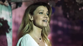 Παναγιώτα Βλαντή | Ποζάρει εντελώς αμακιγιάριστη κάνοντας πεζοπορία