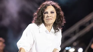 Ελευθερία Αρβανιτάκη | Η εξαιρετικά σπάνια δημόσια εμφάνιση με την πανέμορφη κόρη της, Αντιγόνη, και η απίστευτη ομοιότητά τους