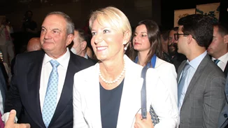 Η Νατάσα Παζαΐτη σε θεατρική παράσταση| Η μεγάλη αλλαγή στην εμφάνισή της