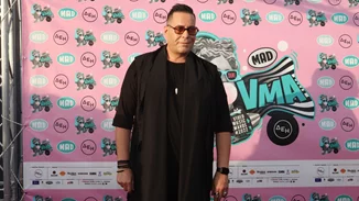 MAD VMA 2022 | Ο Dj Valentino απάντησε για την κίνηση του να παίζει μουσική χωρίς κονσόλα: "Το λάθος δεν ήταν δικό μου"