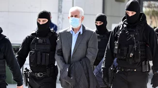 Γνωστή ηθοποιός προκαλεί με τη δήλωσή της | "Του Πέτρου Φιλιππίδη του αρέσουν οι γυναίκες. Δεν είναι κακό"