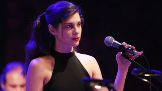 Ηρώ Μπέζου | "Προτάσεις όχι, δεν έχω. Δεν με παρακαλάει και κανείς για να κάνω τηλεόραση"