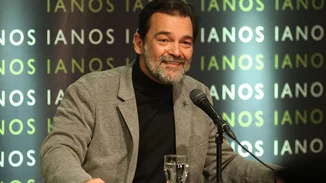 Τζένη και Ιάσονας Καζάκος | Η σπάνια φωτογραφία που δημοσίευσε ο Κωνσταντίνος Καζάκος με τα πανέμορφα παιδιά του