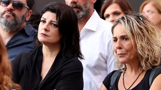 Δεν φαντάζεστε ποια ειναι η ηθοποιός στο πλευρό της Τάνιας Τρύπη | Πρωταγωνίστησε σε μία από τις πιο δημοφιλείς ελληνικές σειρές