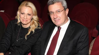 Ο Νίκος Χατζηνικολάου λιώνει για την Κρίστη Τσολακάκη | Η τρυφερή αφιέρωση για τα 19 χρόνια γάμου