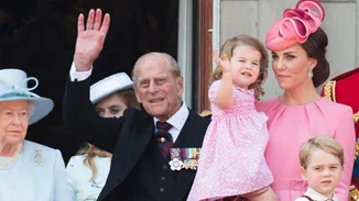 To ξέσπασμα της Charlotte | Η Κate Middleton προσπαθεί να ηρεμήσει την 2 ετών πριγκίπισσα σε ένα σπάνιο βίντεο