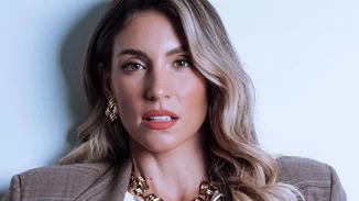 Αθηνά Οικονομάκου | Ο γιος της, Μάξιμος, ντύθηκε χάρος για το Halloween