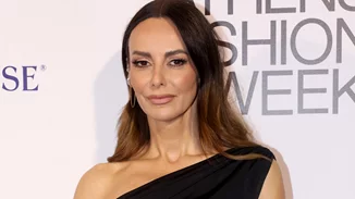 Η Μπέττυ Μαγγίρα υιοθέτησε το πιο classy χτένισμα για καρέ μαλλιά