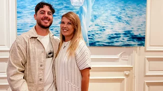 Σοφία Αλιμπέρτη | Ο χορός με τον γιο της, Μιχαήλ σε νυχτερινό κέντρο