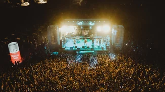 Matala Beach Festival | Χορός, κέφι και δροσιά με τη γεύση της Βίκος Cola