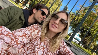 Η Ρούλα Ρέβη και ο Αποστόλης Τότσικας πιο αγαπημένοι και stylish από ποτέ σε δημόσια εμφάνιση