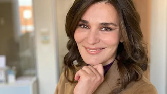 5 Ελληνίδες celebrities άνω των 50 που "αγκαλιάζουν" την ηλικία τους και δείχνουν ομορφότερες από ποτέ