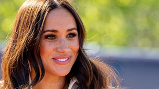 Meghan Markle | Το νέο hair look που την έκανε να δείχνει πολύ νεότερη