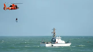 Το αμερικανικό λιμενικό θα ερευνήσει τα αίτια της ενδόρρηξης του βαθυσκάφους Titan