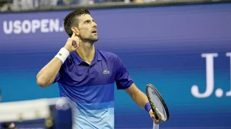 Βίντεο | Ο Novak Djokovic χορεύει συρτάκι πάνω στον διάδρομο του γυμναστηρίου