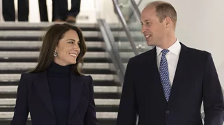 Πρίγκιπας William - Kate Middleton | Το viral βίντεο με τα κέρινα ομοιώματά τους
