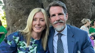 Παύλος & Marie - Chantal | Ξέγνοιαστες διακοπές με τα παιδιά τους στην Αμοργό - Οι συγκλονιστικές φωτογραφίες