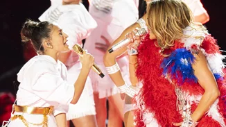 Τζένιφερ Λόπεζ | Αποκάλεσε την κόρη της με την αντωνυμία "Αυτοί" και την προσκάλεσε να ανέβει στη σκηνή