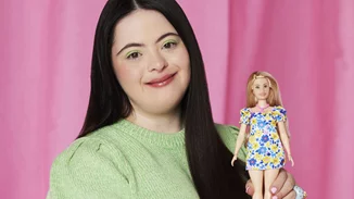 Η Barbie® παρουσιάζει την πρώτη κούκλα με σύνδρομο Down