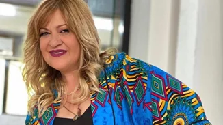 Σπάνιο κλικ | Η Τζόυς Ευείδη με λευκό μπικίνι είναι ένα καλοκαιρινό όνειρο