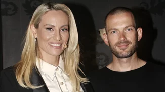 Η Ελεονώρα Μελέτη και ο Θοδωρής Μαροσούλης παντρεύτηκαν με θρησκευτικό γάμο και βάφτισαν την κόρη τους | Το ιδιαίτερο δεύτερο όνομα που επέλεξαν να της δώσουν