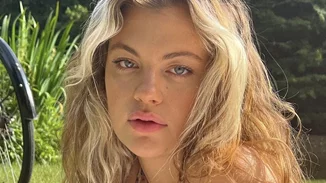 Ηλέκτρα Μερκούρη | Η πανέμορφη κόρη της Δωροθέας Μερκούρη απολαμβάνει τις καλοκαιρινές της διακοπές στην Άνδρο