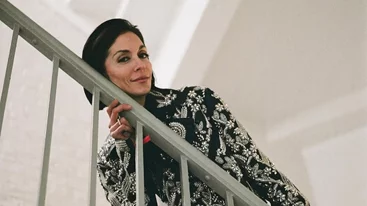 Γενέθλια για τη Σοφία Καρβέλα | Η εντυπωσιακή τούρτα και το δείπνο με την Άννα Βίσση & το ζεύγος Κούστα