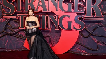 "Να χαμογελάσω; Εσύ να χαμογελάσεις" | Η ατάκα της Millie Bobby Brown που κάνει τον γύρο του κόσμου