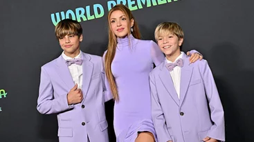 Shakira | Εμφάνιση - έκπληξη on stage με τους γιους της, Milan και Sasha στο Μπουένος Άιρες