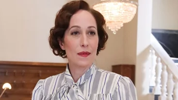 Κόρα Καρβούνη | Η απίστευτη αφορμή που την οδήγησε στον γάμο μετά από 10 χρόνια σχέσης