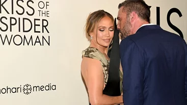 Jennifer Lopez | Η ιδιαίτερη συνάντηση με τον Ben Affleck στο κόκκινο χαλί μετά το διαζύγιό τους
