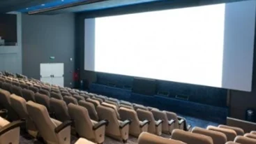 Ομάδα σκηνοθετών και ηθοποιών σώζει από "λουκέτο"ι ιστορικό κινηματογράφο του Βανκούβερ