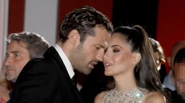 Κωνσταντίνος & Βασίλης Αργυρός | Η Αλεξάνδρα Νίκα φωτογραφίζει μπαμπά & γιο αγκαλιά