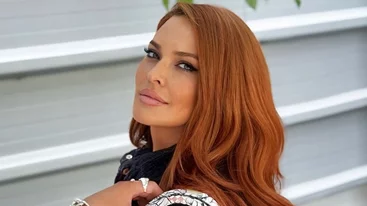 Σε φθινοπωρινό mood η Σίσσυ Χρηστίδου | Μάς δείχνει την πιο ζεστή γωνιά του σαλονιού της